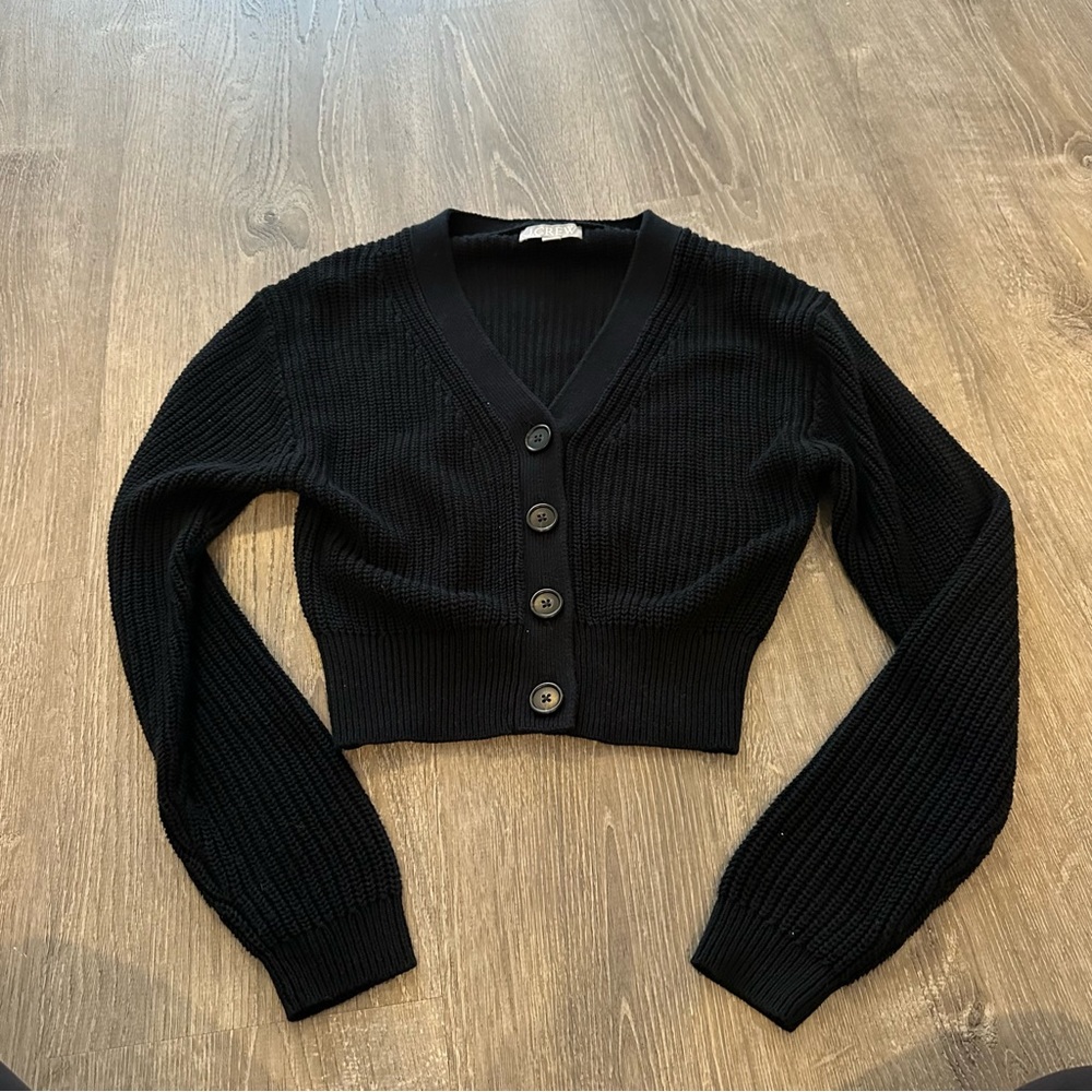 Jcrew cropped cardigan black knit button down size medium (fits smaller I am XS)